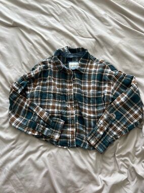 AEO Green and Brown Plaid Cropped Flannel Shirt